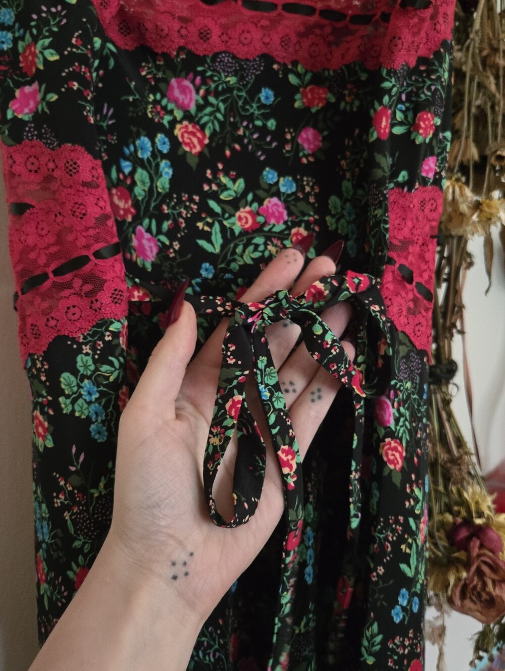 Betsey Johnson Slip Style Lace Panel Floral Midi Dress Md - Picture 7 of 7